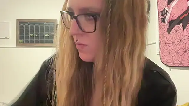 Pattyworld69 online show from 11.26.25