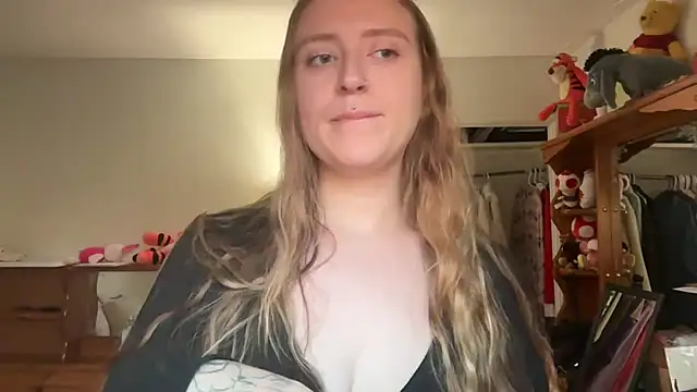 Pattyworld69 online show from 07.17.26