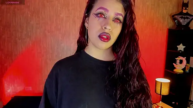 Snapshot of Ximen_moo chatting on 11.21.25 Ximen moo online show from 11.21.25