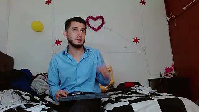 Snapshot of picante70_ chatting on 11.08.25 picante70 online show from 11.08.25