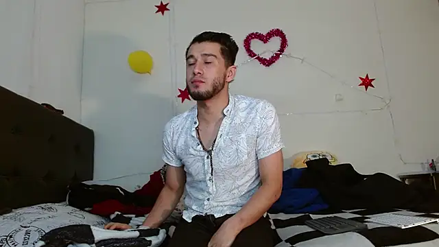 Snapshot of picante70_ chatting on 11.11.25 picante70 online show from 11.11.25