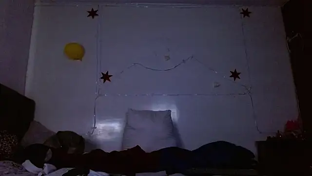 Snapshot of picante70_ chatting on 11.21.25 picante70 online show from 11.21.25