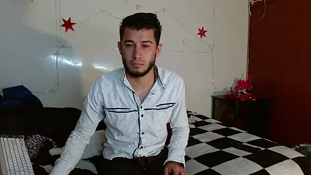 Snapshot of picante70_ chatting on 12.04.25 picante70 online show from 12.04.25