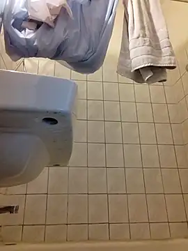 Snapshot of swipeswanger chatting on 10.12.25 swipeswanger online show from 10.12.25