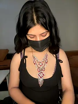 hey wifey online show from 11.04.25