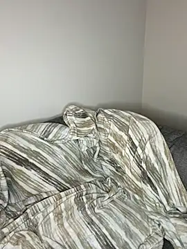 Snapshot of YourFavorite_Daiisy chatting on 10.17.25 YourFavorite Daiisy online show from 10.17.25