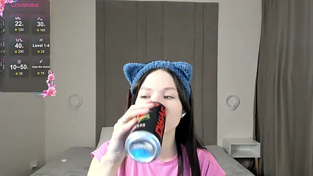 ChillGato online show from 11.17.25