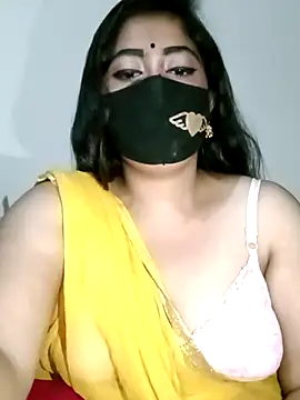 Snapshot of Jessica-03 chatting on 10.28.25 Jessica-03 online show from 10.28.25