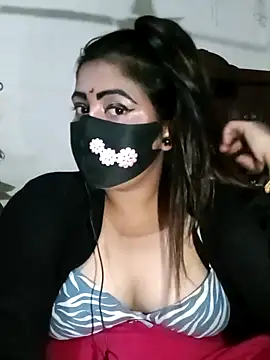 Snapshot of Jessica-03 chatting on 12.13.25 Jessica-03 online show from 12.13.25