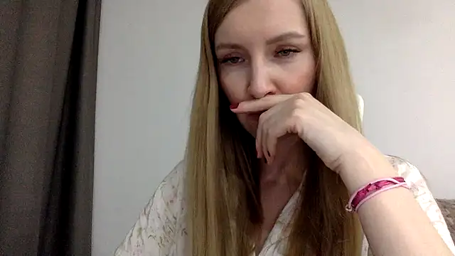 Snapshot of Neralith chatting on 04.18.26 Neralith online show from 04.18.26