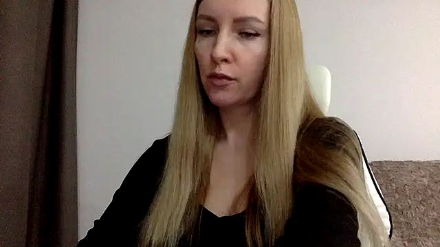 Snapshot of Neralith chatting on 04.26.26 Neralith online show from 04.26.26