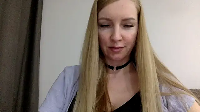 Snapshot of Neralith chatting on 05.07.26 Neralith online show from 05.07.26