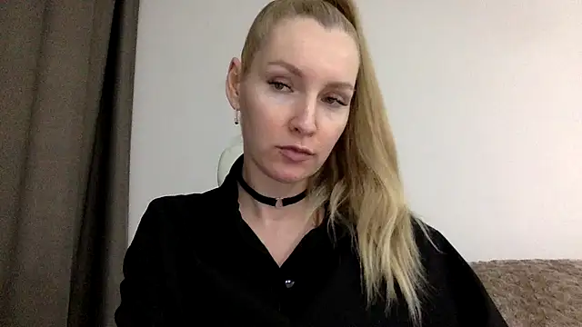 Snapshot of Neralith chatting on 05.14.26 Neralith online show from 05.14.26