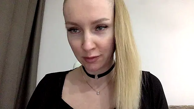 Snapshot of Neralith chatting on 05.19.26 Neralith online show from 05.19.26