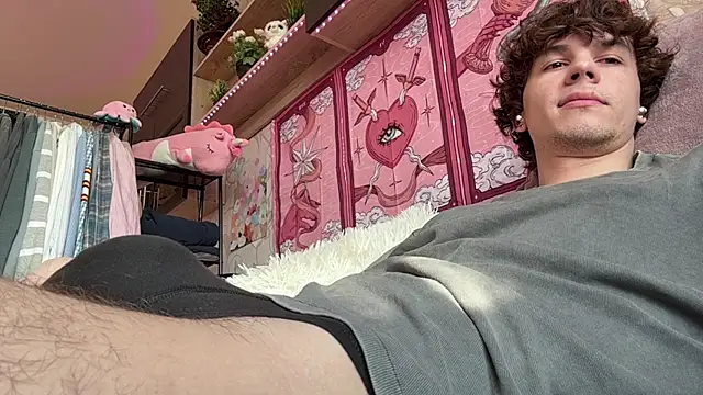 Jeremy1Scott online show from 04.06.26