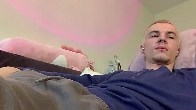 Jeremy1Scott online show from 07.01.26