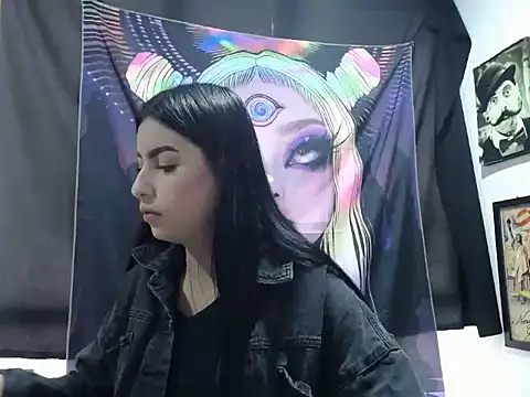 AlanaCollins- online show from 10.20.25