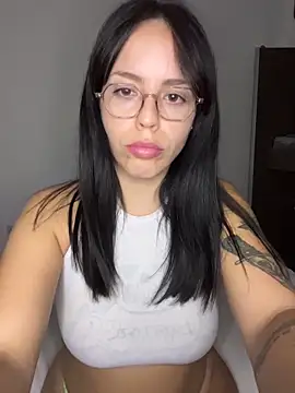 Snapshot of babecatalina chatting on 02.26.26 babecatalina online show from 02.26.26