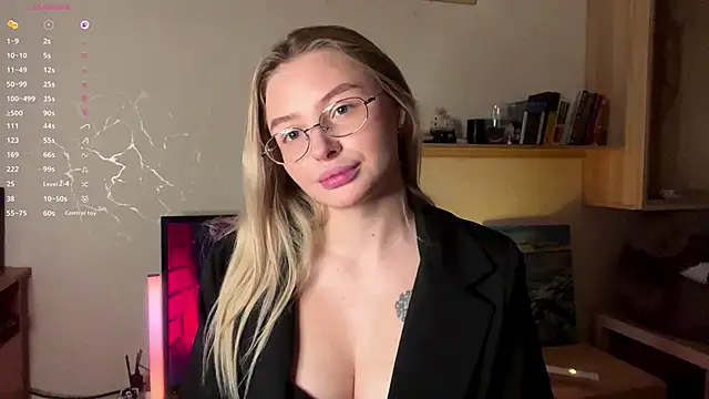 VictoriaMystery online show from 11.14.25