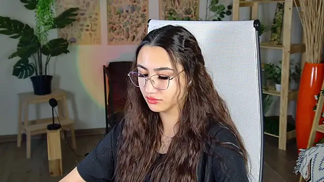 RebeckaThornton online show from 11.28.25