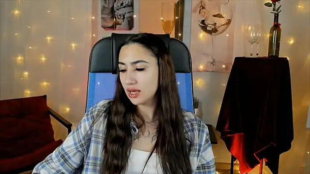 RebeckaThornton online show from 12.02.25