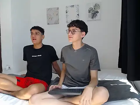 SpritzBoys online show from 10.13.25