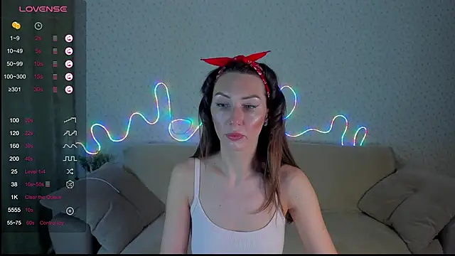 Snapshot of Lilith_Sora chatting on 11.19.25 Lilith Sora online show from 11.19.25