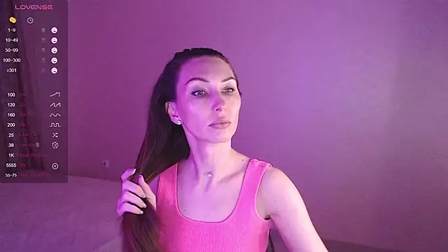 Snapshot of Lilith_Sora chatting on 12.03.25 Lilith Sora online show from 12.03.25