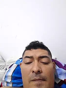 Snapshot of sexyandres_23 chatting on 11.16.25 sexyandres 23 online show from 11.16.25