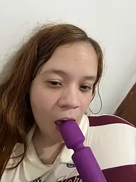 Snapshot of ruivinhadancer chatting on 06.19.26 ruivinhadancer online show from 06.19.26