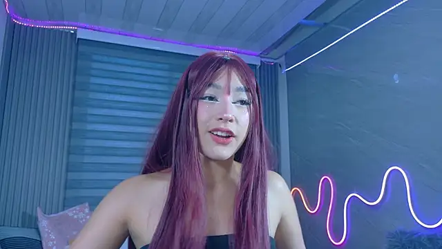 Snapshot of Naaomi_cute chatting on 11.11.25 Naaomi cute online show from 11.11.25