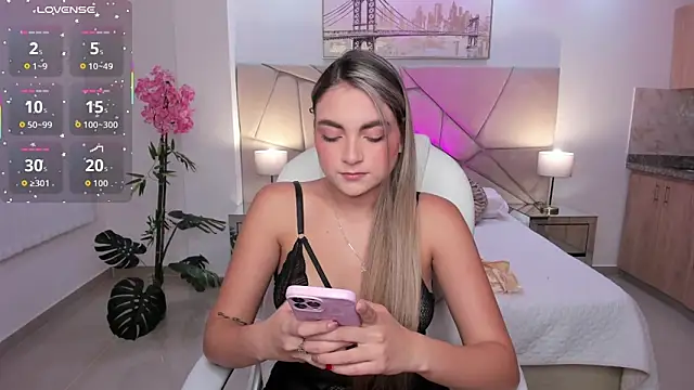 Lena nova online show from 11.25.25