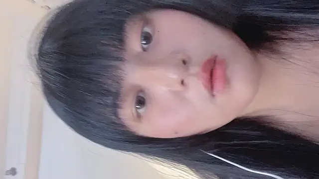 Ronana77 online show from 10.14.25