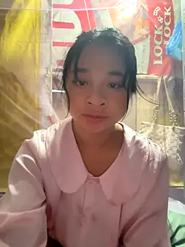 Linh-xxx online show from 10.15.25