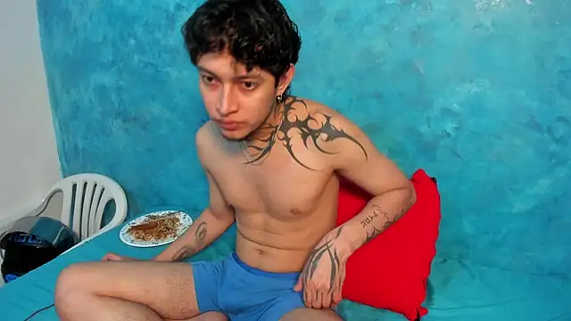 Snapshot of Sky_Wild chatting on 02.10.26 Sky Wild online show from 02.10.26