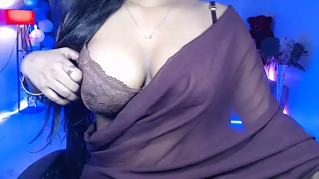 Snapshot of Rashiii_ chatting on 06.02.26 Rashiii online show from 06.02.26