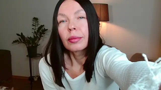 LittleNicolee online show from 02.23.26