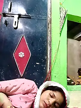 Karishma cute online show from 10.16.25