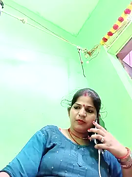 Karishma cute online show from 10.21.25