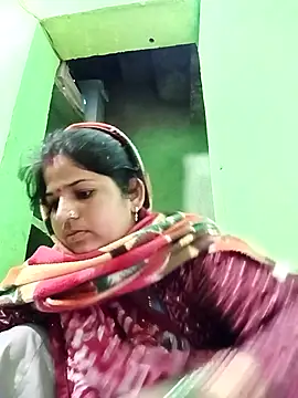 Karishma cute online show from 01.15.26