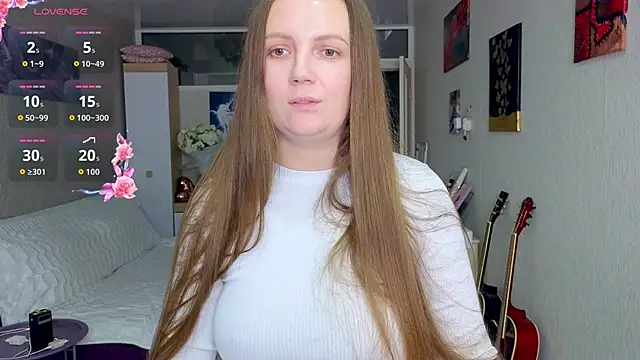 Amy  Leee  online show from 10.20.25