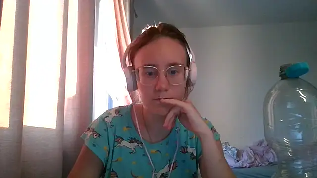 Snapshot of LuckySLove chatting on 07.10.26 LuckySLove online show from 07.10.26
