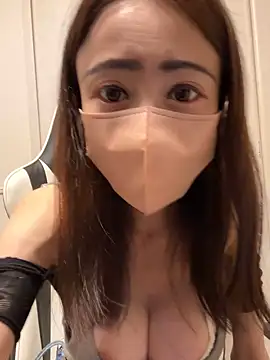 Snapshot of ericiii chatting on 11.14.25 ericiii online show from 11.14.25