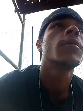 helfo2002 online show from 11.14.25