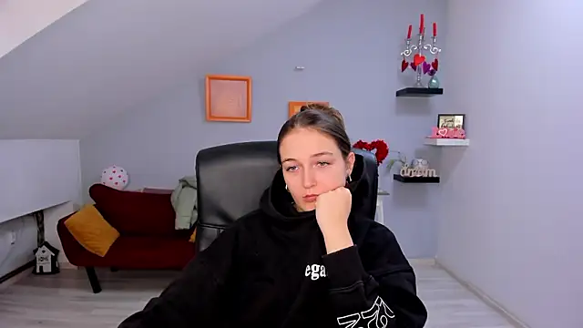 AnneWilsonn online show from 02.12.26