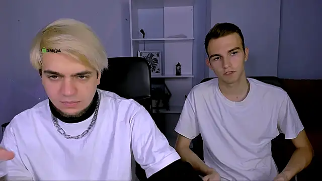 Snapshot of astren_villo chatting on 11.04.25 astren villo online show from 11.04.25