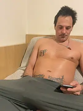  madbull  online show from 02.01.26