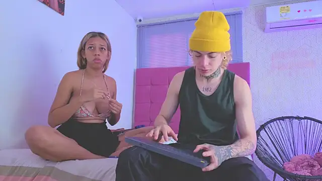 lily and wan online show from 12.04.25