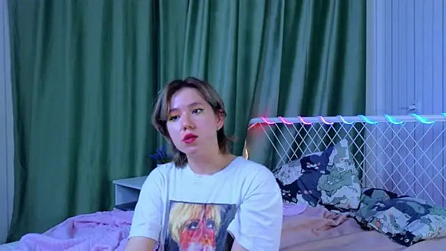 AlisiaEthen online show from 11.03.25