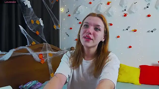 MeganNewCat online show from 11.05.25